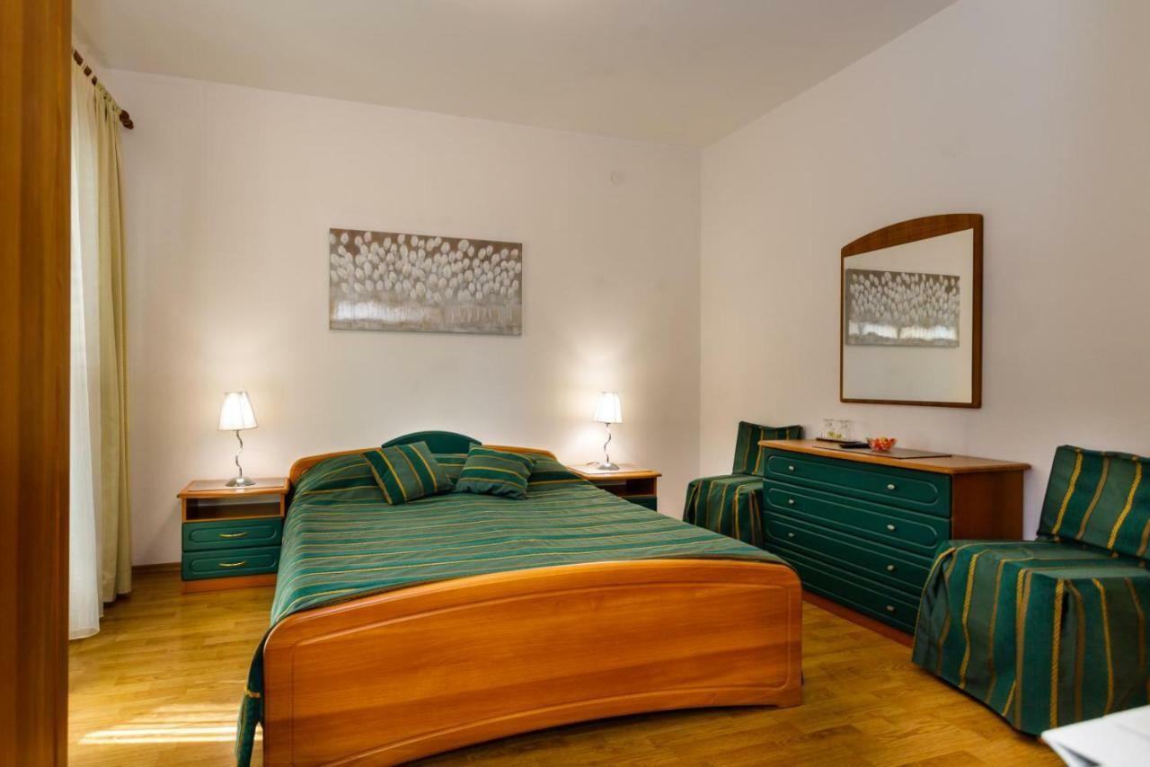 Rooms Mimi كرك المظهر الخارجي الصورة